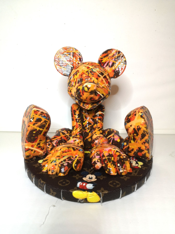 Brother X - Louis Vuitton x Mickey Mouse : Sit back and relax